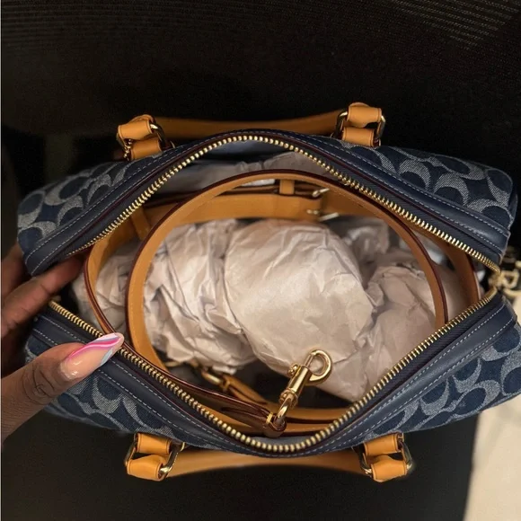 Coach Large Denim Rowan - Picture 3 of 6